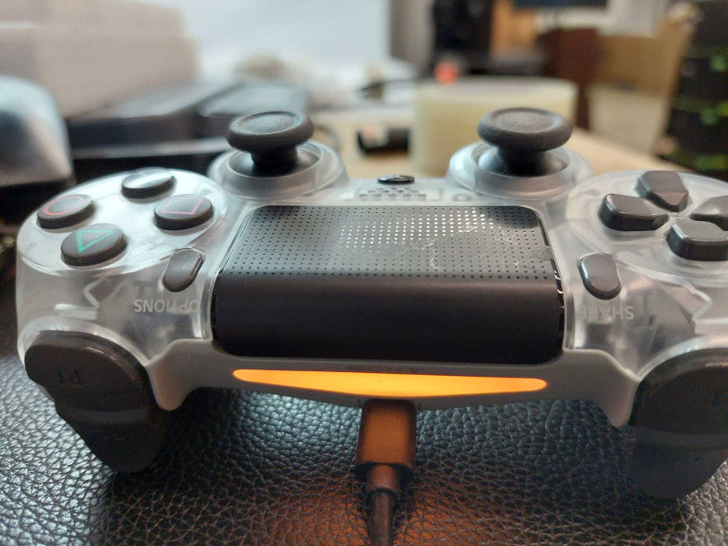 Playstation 4 Crystal White Dual-Shock Controller Model:CUH-ZCT2U
