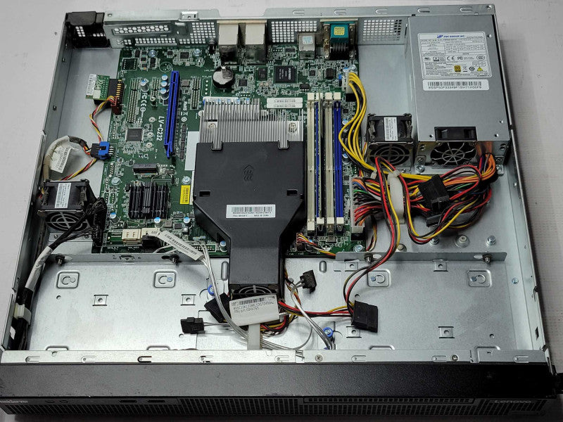 Lenovo ThinkServer RS160 Xeon E3-1230 v5 3.40GHz 8GB DDR4 1x PSU 3.5\\" _