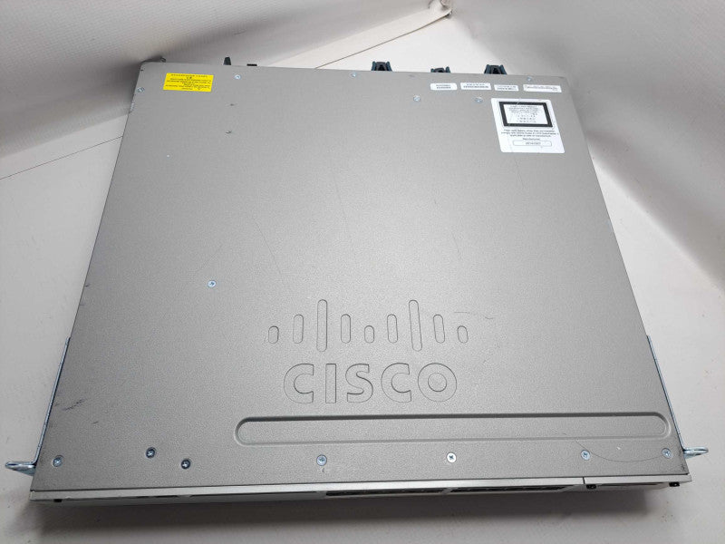 Cisco WS-C3850-24P-S 24-Port Gigabit PoE+ Ethernet Switch 1 x 715W PSU )