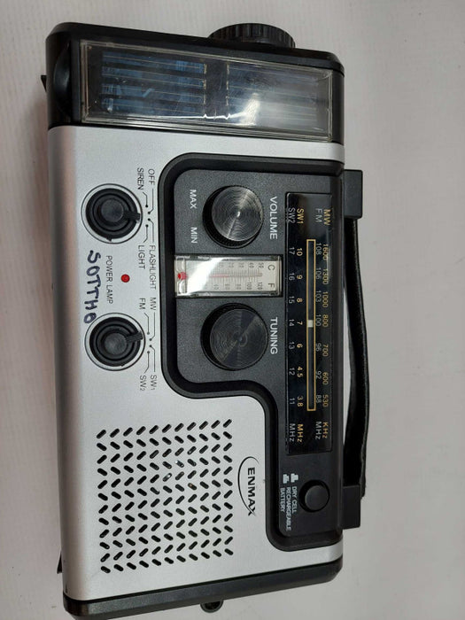 Promotional Enmax Crack/ Wind-Up Radio