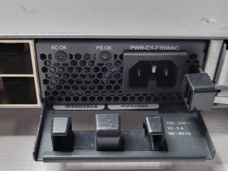 Cisco WS-C3850-24P-S 24-Port Gig PoE+ Switch 1x PWR-C1-715WAC C3850-NM-2-10G _
