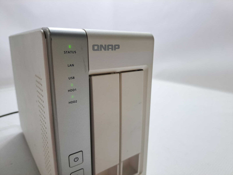 QNAP TS-231 NAS 2-Bay with DLNA | 1.20GHz Dual Core 512MB + 2x 2TB HDD\\'s )