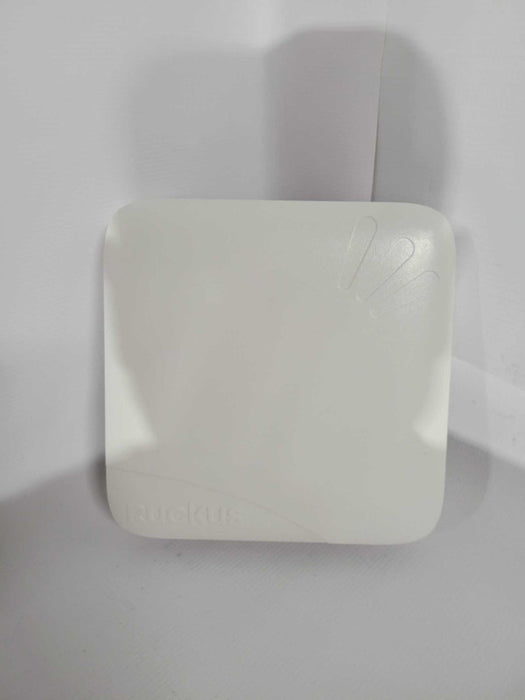 Ruckus ZoneFlex R700 Access Point Dual Band Wireless Access Point  Q!