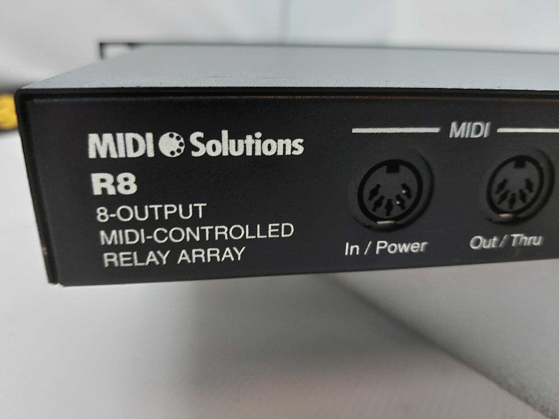 Midi Solutions R8 8-Output Midi-Controlled Relay Array  Rack Mountable  Q