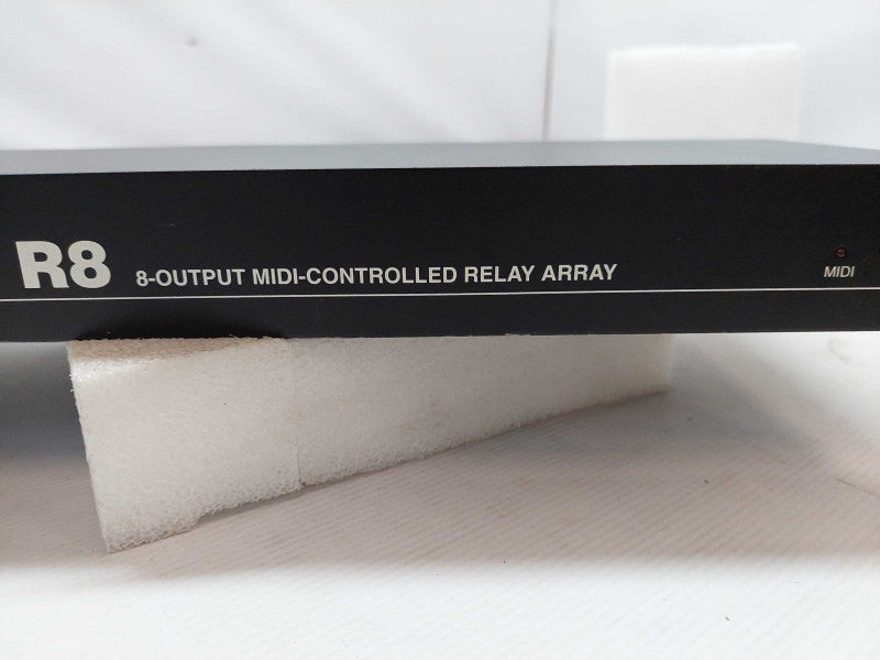 Midi Solutions R8 8-Output Midi-Controlled Relay Array  Rack Mountable  Q