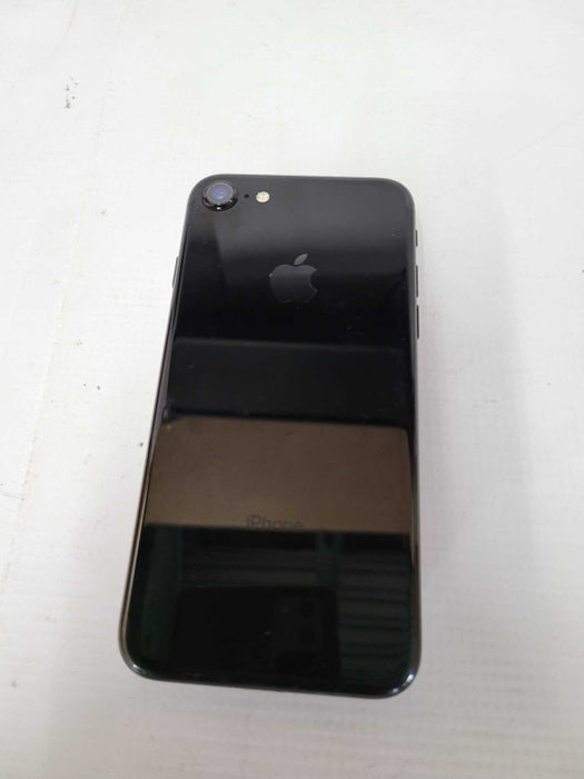 Apple iPhone 7 (A1778) - READ