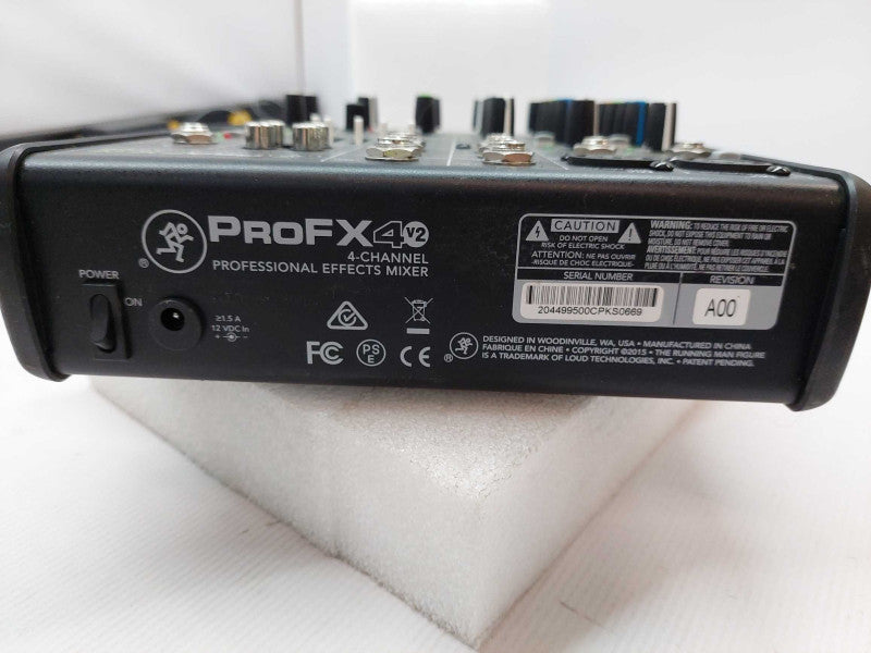 ProFX4 v2 4-Channel Professional Effects Mixer  Q