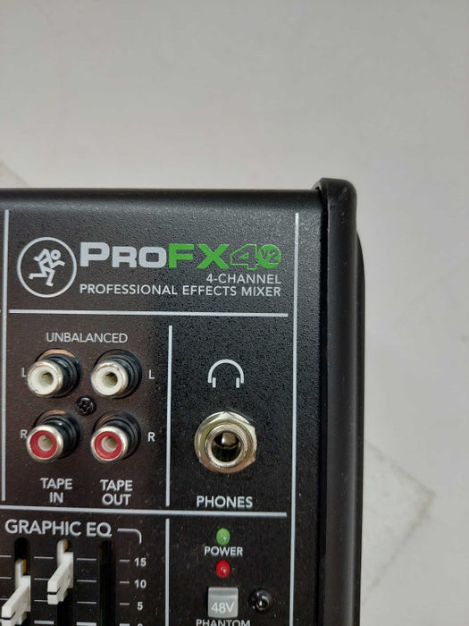 ProFX4 v2 4-Channel Professional Effects Mixer  Q