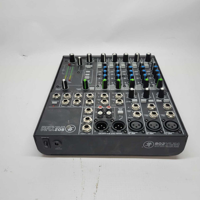 New Mackie 802VLZ4 8-channel Compact Analog Low-Noise Mixer w/ 3 ONYX Preamps