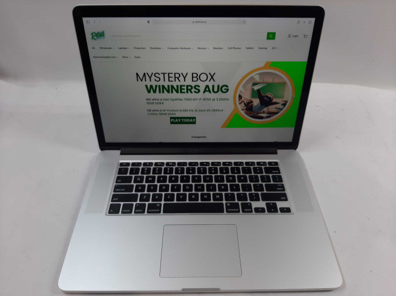Apple Macbook Pro 15\\" 2015 Core i7-4770HQ @ 2.2GHz 16GB DDR3 256GB SSD *READ
