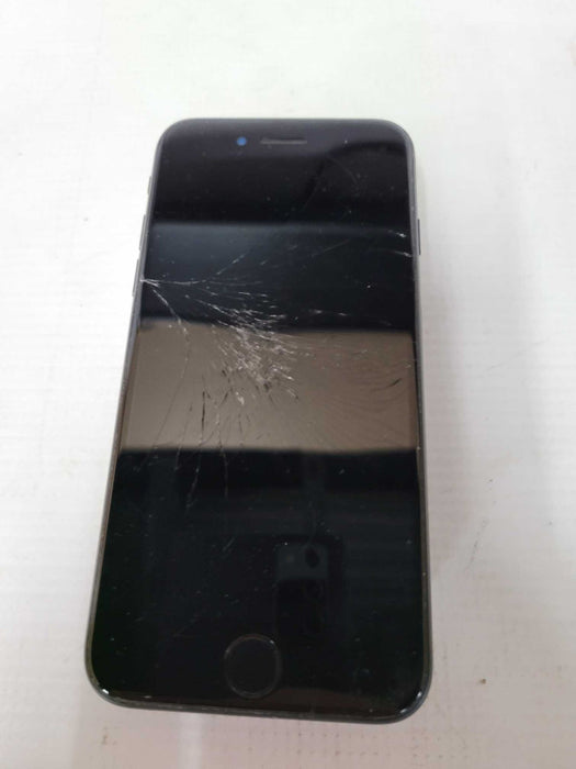 Apple iPhone 7 32GB (A1778) - READ