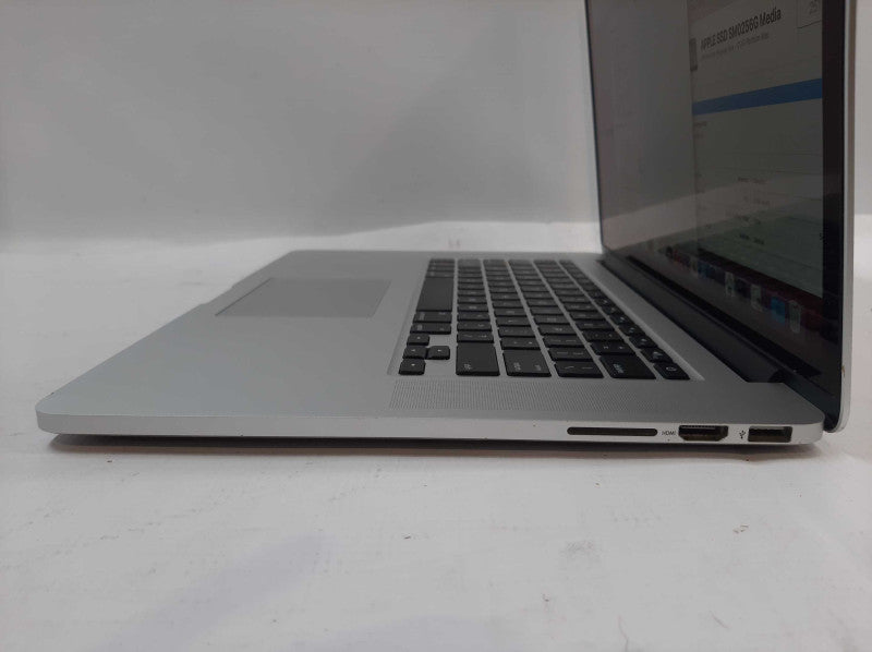 Apple Macbook Pro 15\\" 2015 Core i7-4770HQ @ 2.2GHz 16GB DDR3 256GB SSD *READ