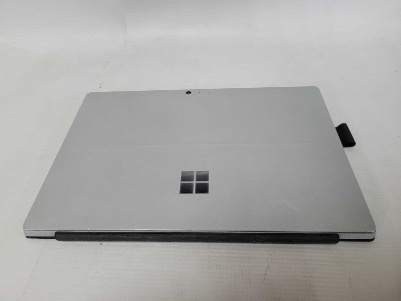 Microsoft Surface Pro 4 - i5-6300U, 8GB RAM, 256GB SSD - READ