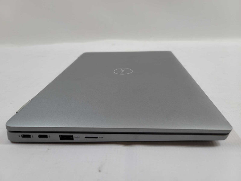 Dell Latitude 5330 Touch screen i5-1245U, 16GB DDR4, 512GB m.2 **NO Battery Î²