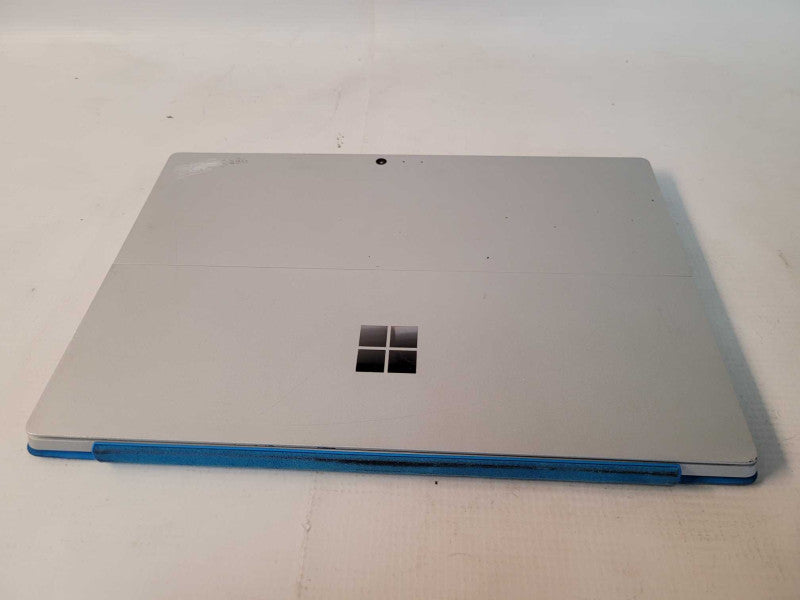 Microsoft Surface Pro 4 - m3-6Y30, 4GB RAM, 128GB SSD - READ