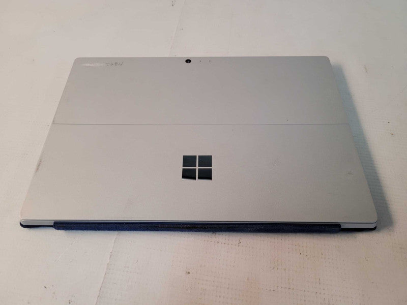 Microsoft Surface Pro 4 - m3-6Y30, 4GB RAM, 128GB SSD -READ