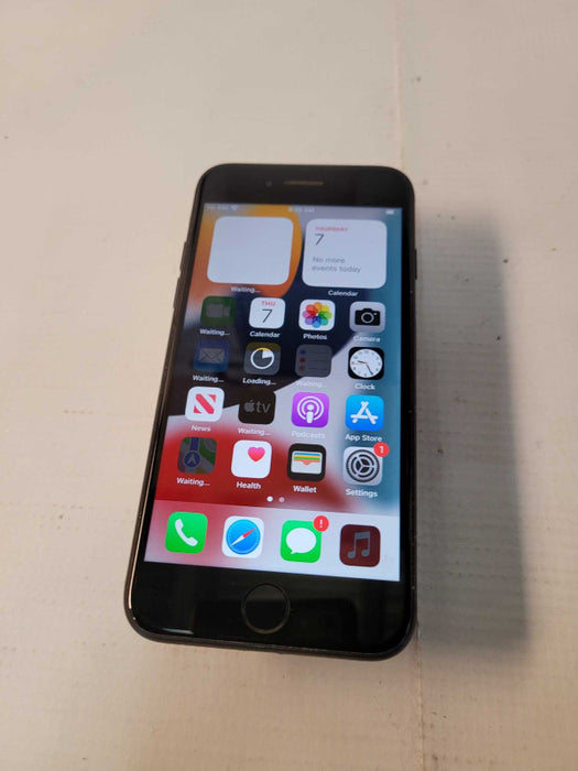 Apple iPhone 7 32GB (A1778)
