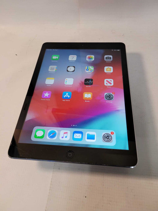 Apple iPad Air 128GB (A1474) - READ