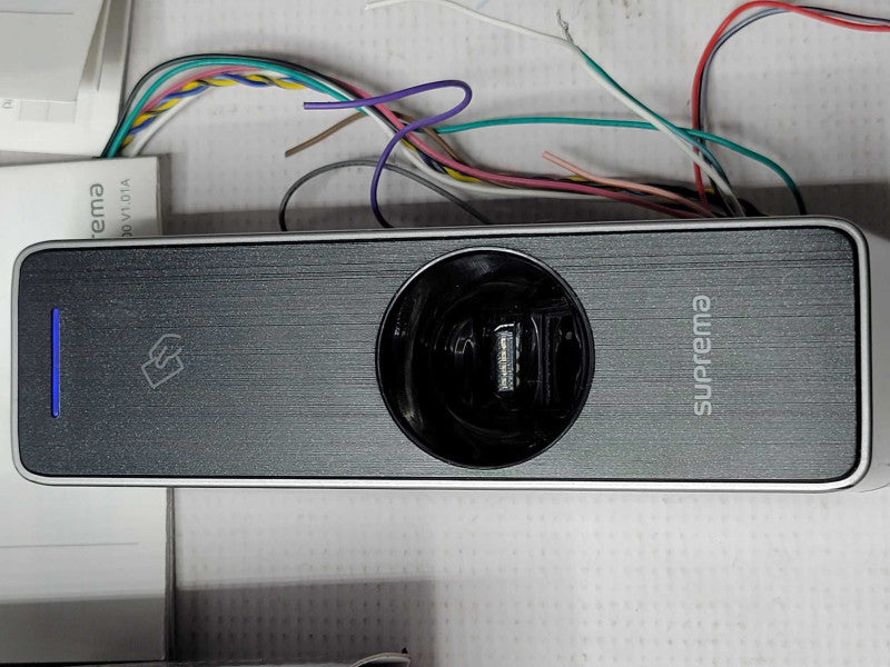 Suprema BEW2-OHP BioEntry W2 Outdoor Multi-Class Card Fingerprint Reader READ Q_