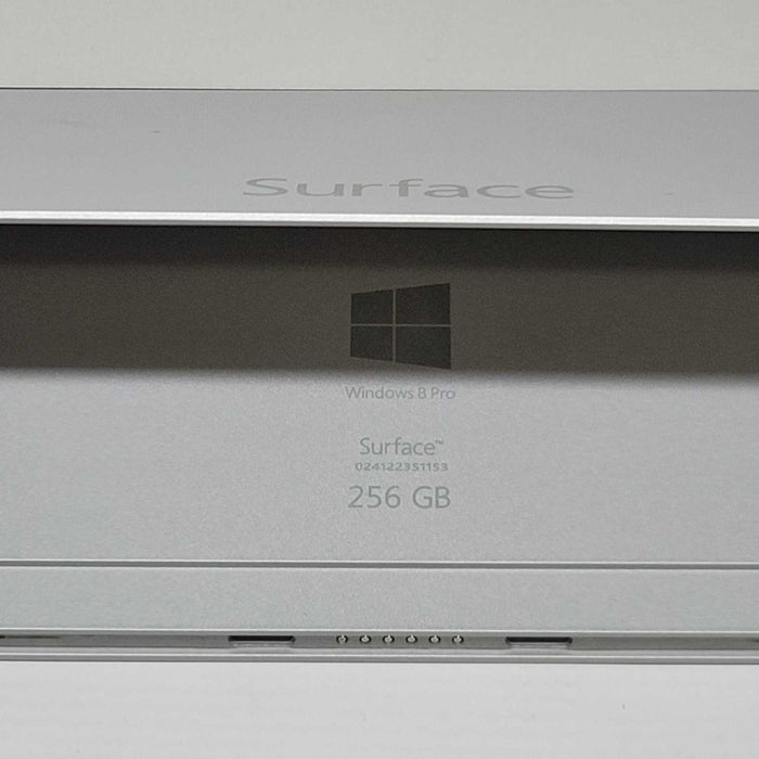 Microsoft Surface Pro 3 - Core i7-4650U | 8GB RAM | 256GB SSD + PWR ADPTR