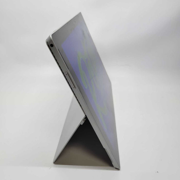Microsoft Surface Pro 3 - Core i7-4650U | 8GB RAM | 256GB SSD + PWR ADPTR