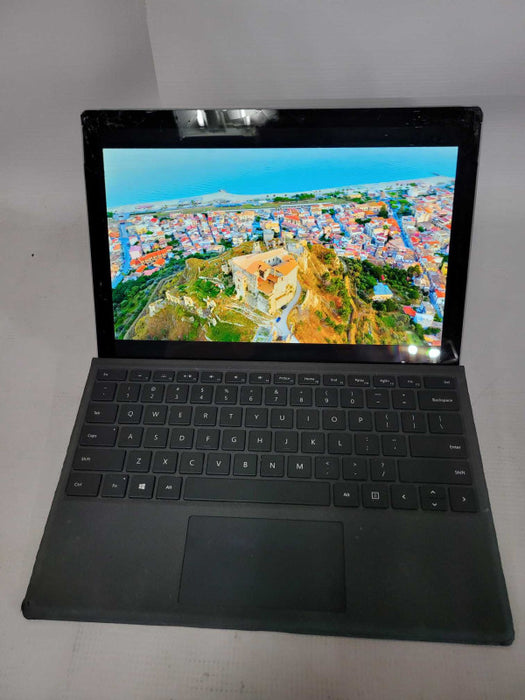 Microsoft Surface Pro 5 (1796) - i5-7300U, 8GB RAM, 256GB SSD - READ