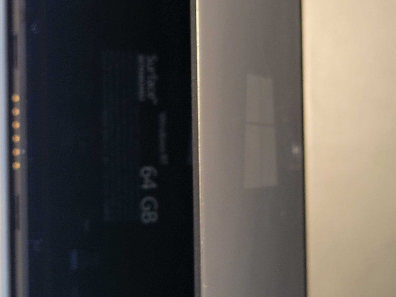 Microsoft Surface - NVIDIA Tegra 3 CPU | 2GB RAM | 64GB SSD | NO PWR ADPTR