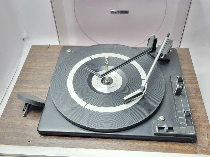 LLOYDâS STEREO RECORD PLAYER 8 TRACK PLAYER COMBO, READ _