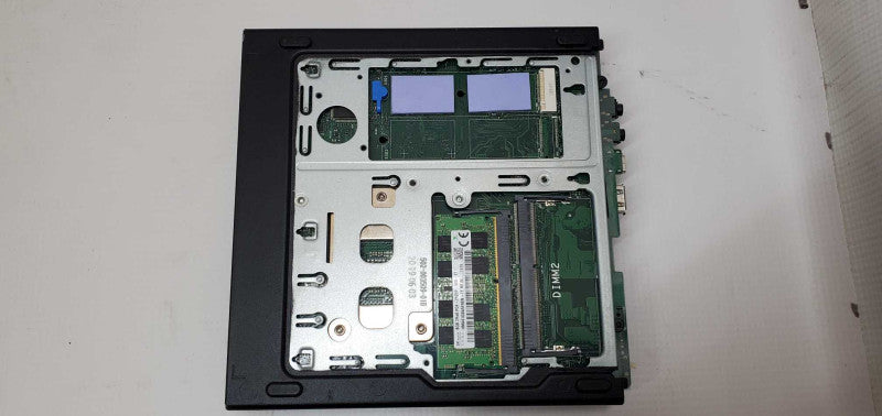 Lenovo ThinkCentre M720q i5-8500T 8GB DDR4 NO HDD Q@