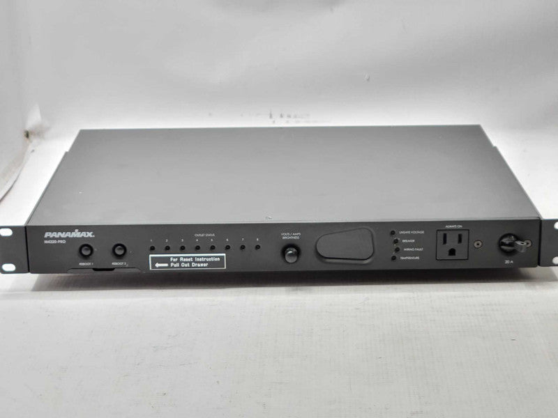 Panamax M4320-PRO AMP 8 Outlet Power conditioner _