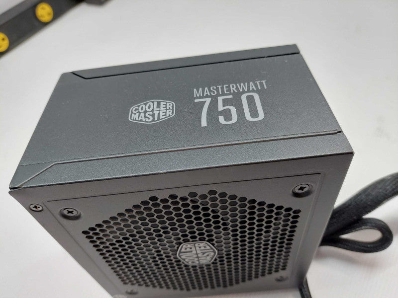 Cooler Master MasterWatt 750W Model: MPX-7501-AMAAB