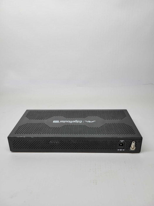 Ubiquiti Networks EdgeRouter PoE (ERPOE-5) Gigabit Router