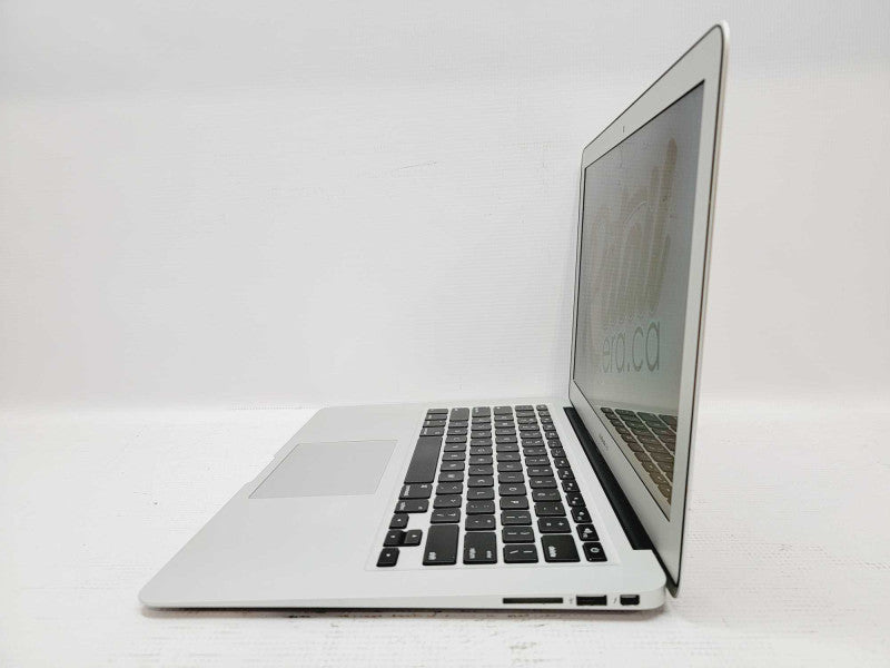 Apple Macbook Air 2015 13\\" Core i5-5250U @ 1.6GHz 8GB DDR3 250GB SSD (