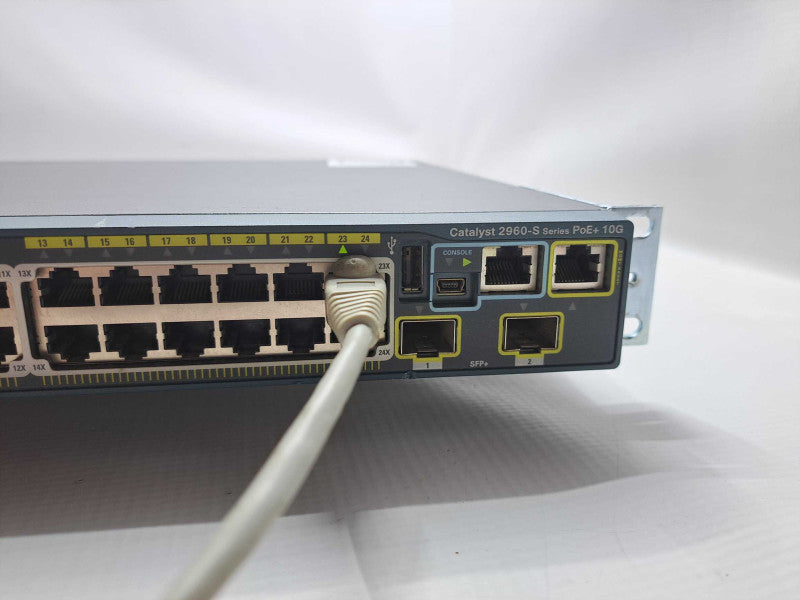 Cisco WS-C2960S-24PD-L 24 Port Gigabit PoE+ 370W Ethernet 2x 10G SFP+ Switch )
