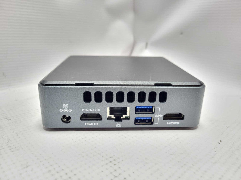 Intel NUC Mini desktop - i5-7300U @ 2.60GHz 16GB DDR4 1TB SSD $