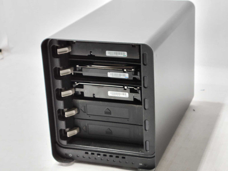 Drobo Data Robotics Drobo FS DRDS2-A with 3x 4TB HDDs, READ _