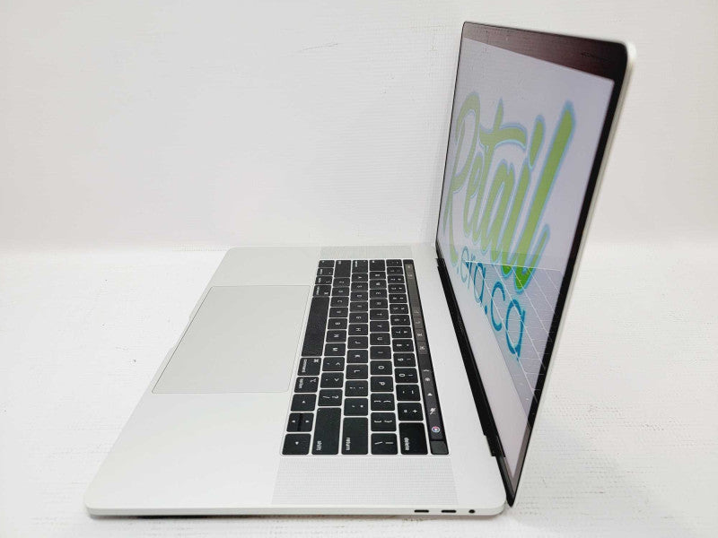 Apple Macbook Pro 2018 15\\" Core i7-8850H @ 2.6GHz 16GB DDR4 1TB SSD Radeon Pro 560X 4GB (