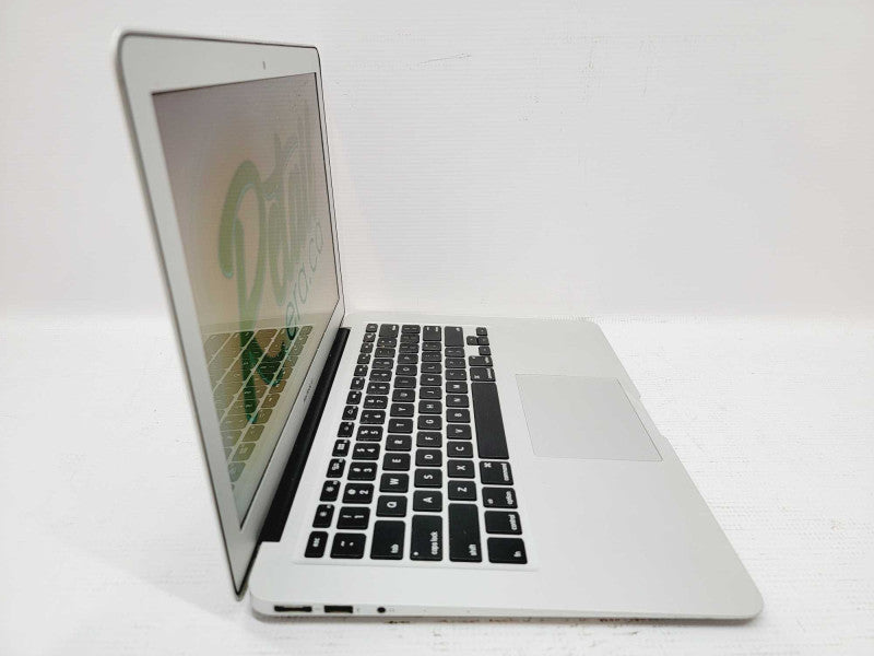 Apple Macbook Air 2015 13\\" Core i5-5250U @ 1.6GHz 8GB DDR3 120GB SSD (