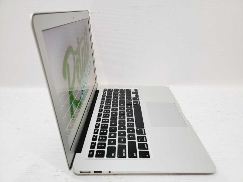 Apple Macbook Air 2017 13\\" Core i5-5350U @ 1.8GHz 8GB DDR3 250GB SSD (