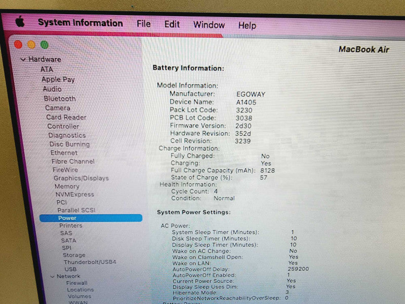 Apple Macbook Air 2017 13\\" Core i5-5350U @ 1.8GHz 8GB DDR3 250GB SSD (