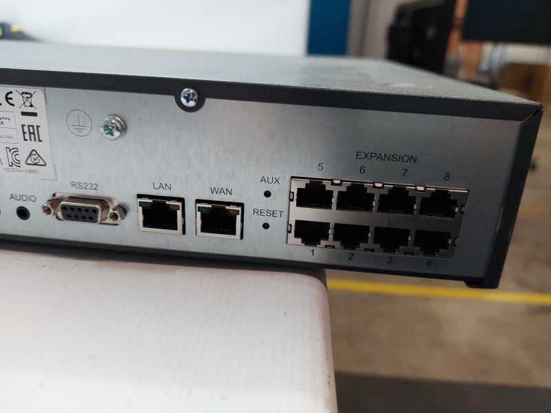 Avaya Controller Unit Model: IP500 V2  Rack Mountable.