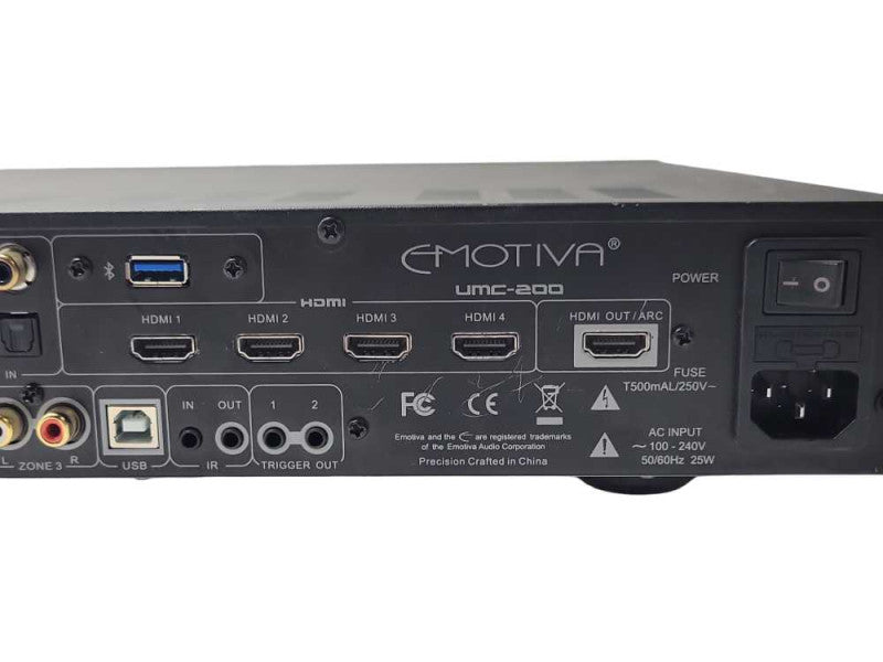 Emotiva UMC-200 7.1 home Theater Preamp/Surround Processor _