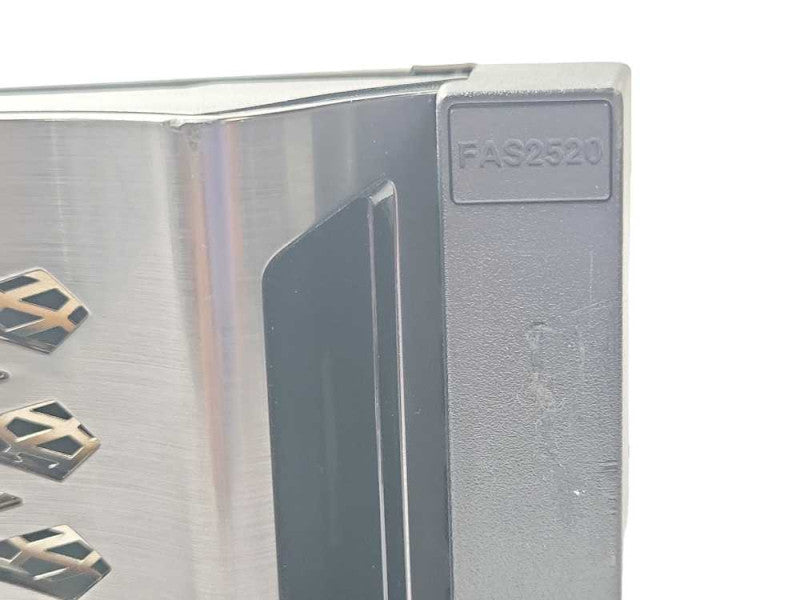 NetApp FAS2520 12x 3.5\\" Bay 2x Controller Storage System NAF-1201 2x PSU SEE _
