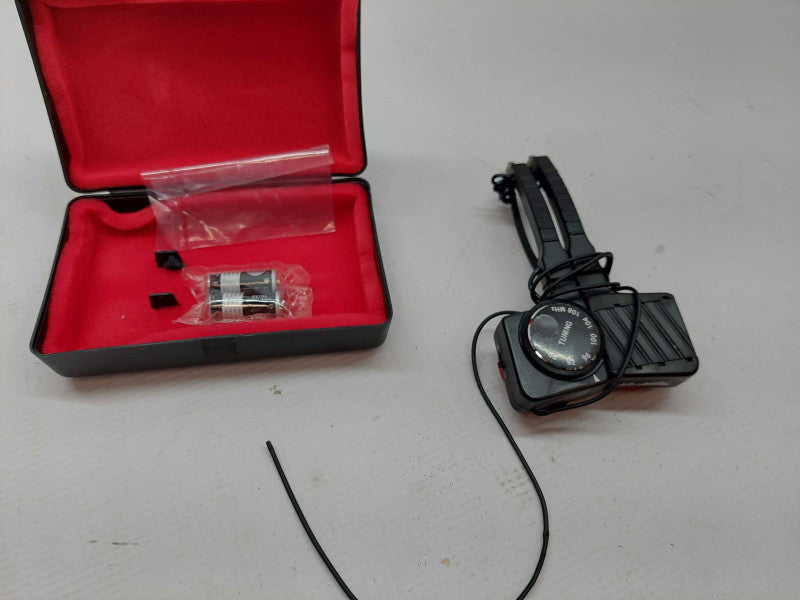 Vintage transmitter headphones with case