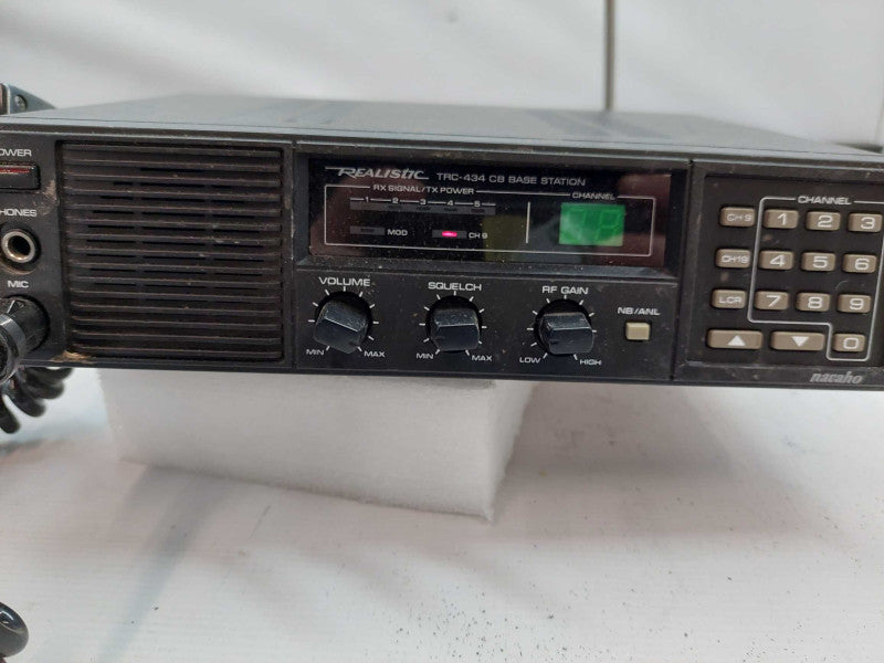 Realistic TRC-434 CB Radio Base Station Model: 21-1548 Navaho
