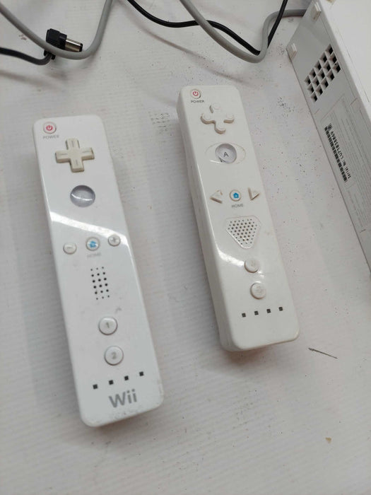 Nintendo Wii Model: RVL-001(USA) For Parts