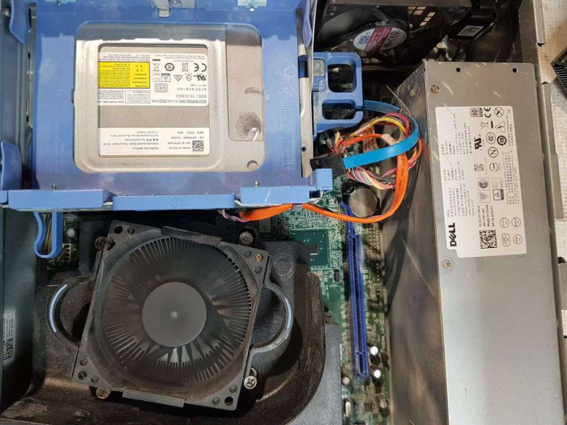 Dell OptiPlex 7040 SFF Core i7- 6700 CPU @ 3.40GHz 8GB DDR4 RAM Q