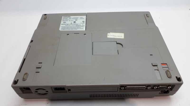 TOSHIBA 200CDS /810 MODEL PA1234EA CVCD VINTAGE  LAPTOP &