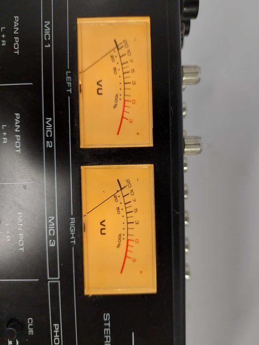 Vintage Realistic Stereo Mixing Console Model: 32-1200B