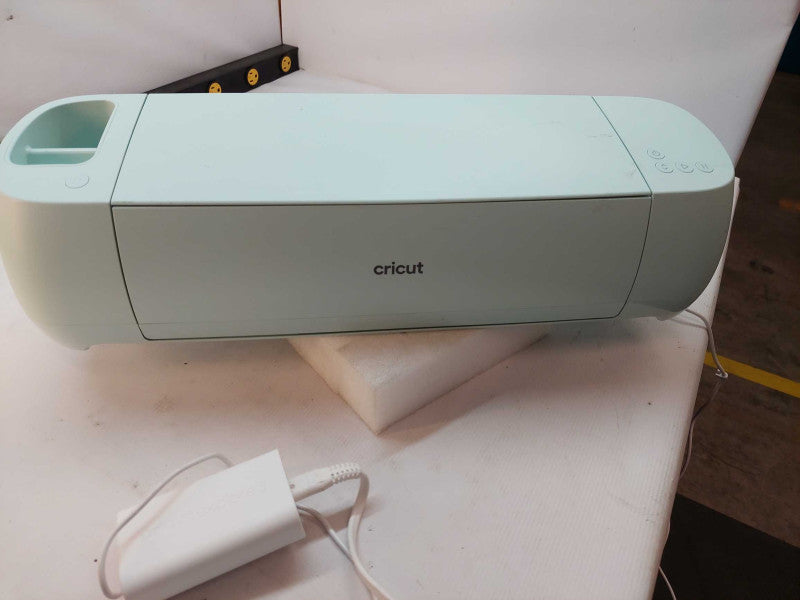 Cricut Explore 3 Model: CXPL203 with Bluetooth Explore 3 - B2D1